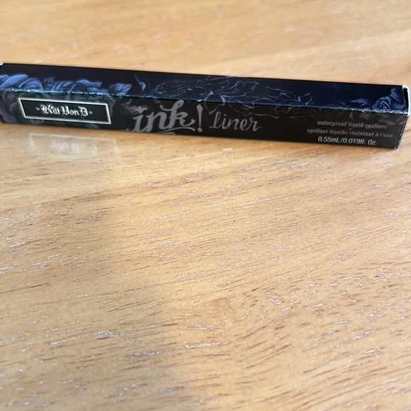 NIB Kat Von D Tattoo Liquid Eye Liner in Trooper Black Waterproof - Picture 4 of 5